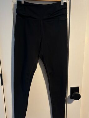 Girlfriend Collective Black High-Waist size Medium Leggings